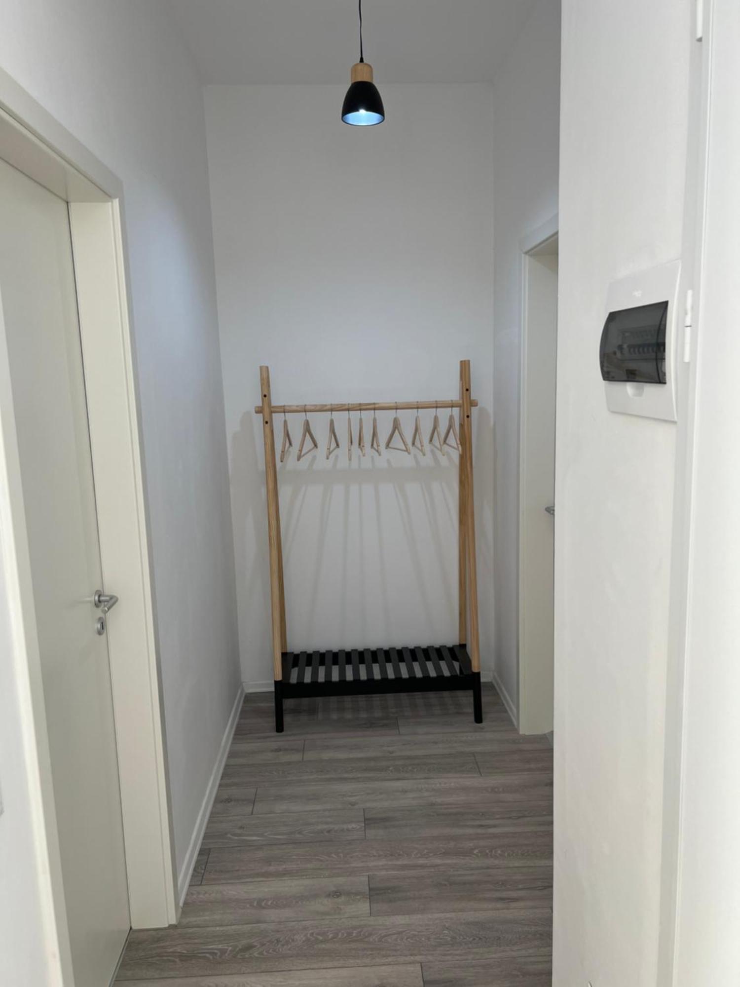 Sunflower Apartment Тирана Экстерьер фото
